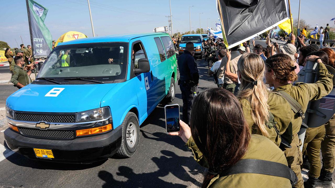 Alle lebenden Geiseln aus dem Gazastreifen frei