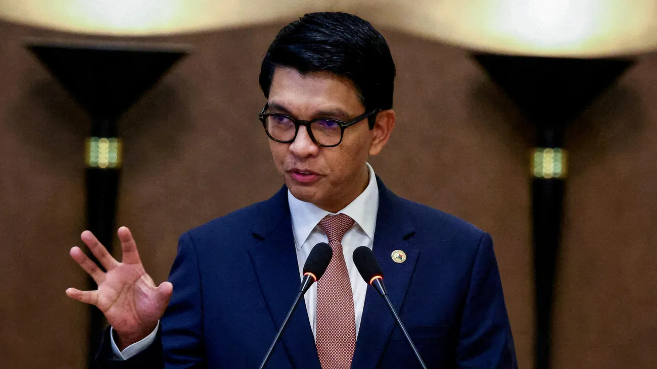 Proteste in Madagaskar: Madagaskars Präsident soll das Land per Flugzeug verlassen haben