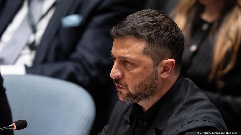 Ukraine updates: Zelenskyy to meet Trump in DC on Friday