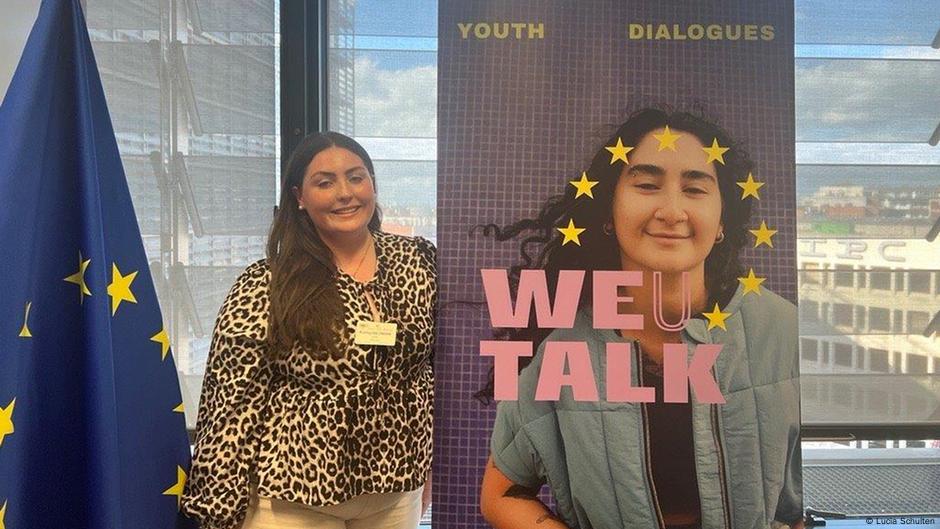 How the EU wants to get Gen Z on board – DW – 10/13/2025