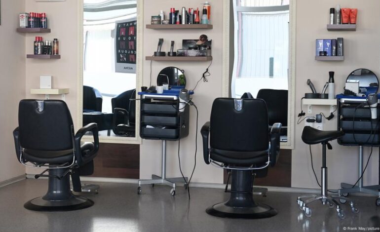 German businesses asked to repay COVID-19 emergency aid – DW – 10/13/2025