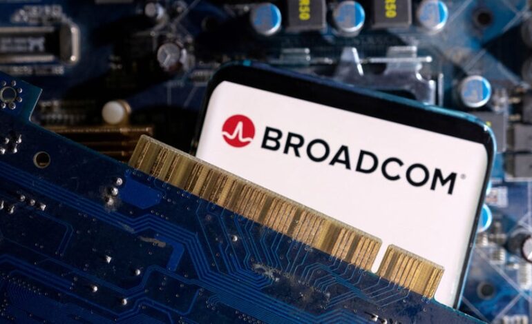 Künstliche Intelligenz : Aktienkurs steigt rasant: OpenAI kauft KI-Chips bei Broadcom