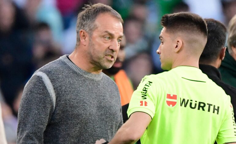 Übermäßiges Meckern: Spaniens Verband sperrt Barcelona-Trainer Hansi Flick