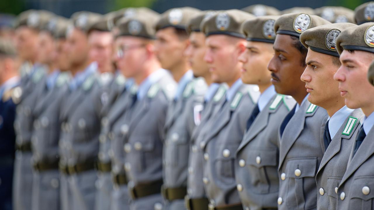 Bundeswehr: Per Los zum Wehrdienst?