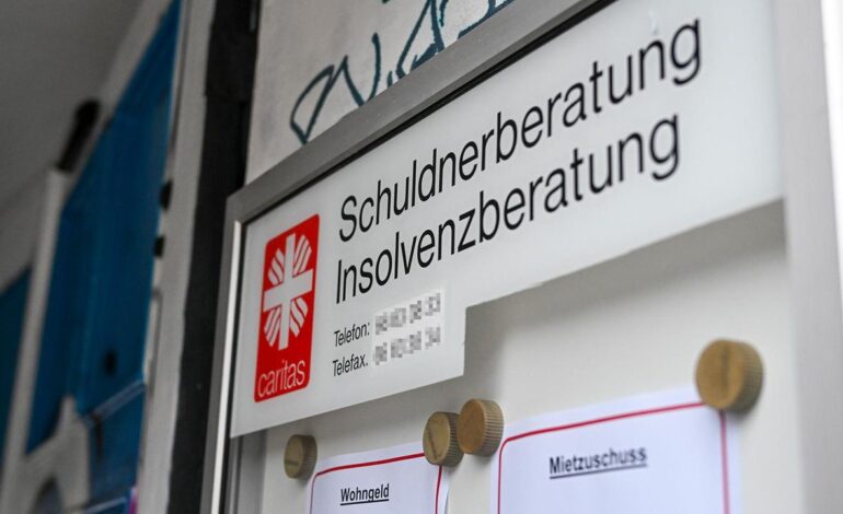 Wie Kleinkredite zur Schuldenfalle für Verbraucher werden können